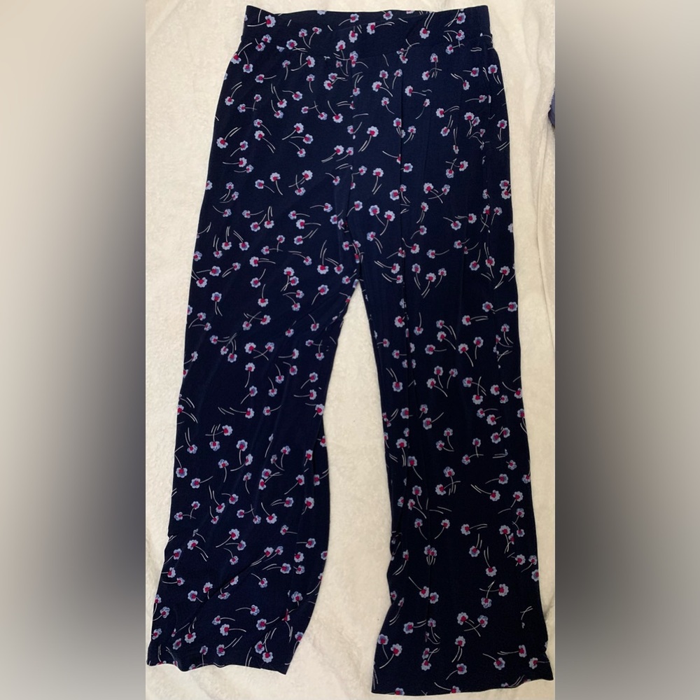 Vinco Camuto flower pants